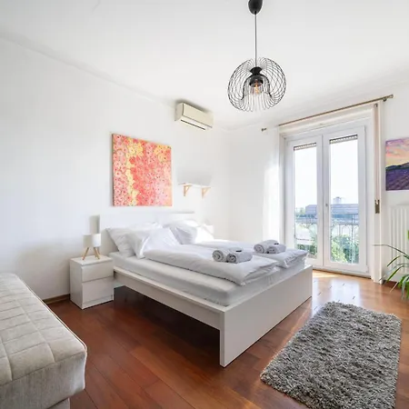 Aurelia -spacious With Ac And Panoramic Danube Views Lejlighed *