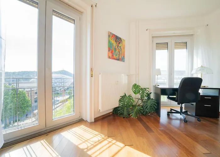 Aurelia -spacious With Ac And Panoramic Danube Views *
